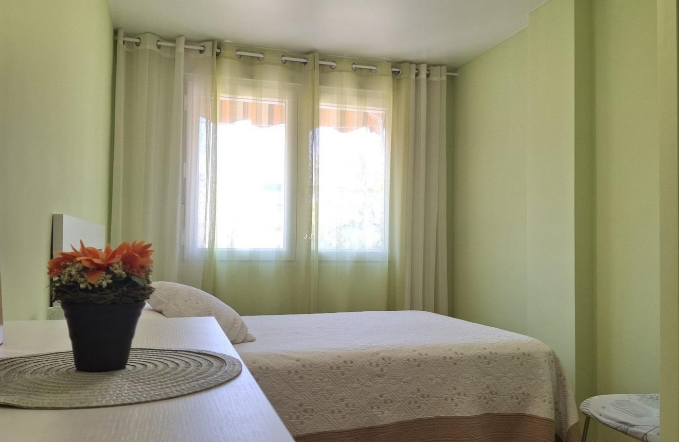 D'occasion - Appartement -
Torrevieja - Centro