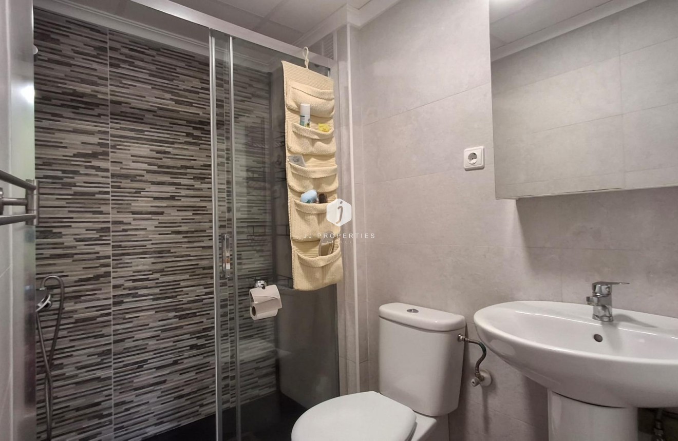D'occasion - Appartement -
Torrevieja - Centro