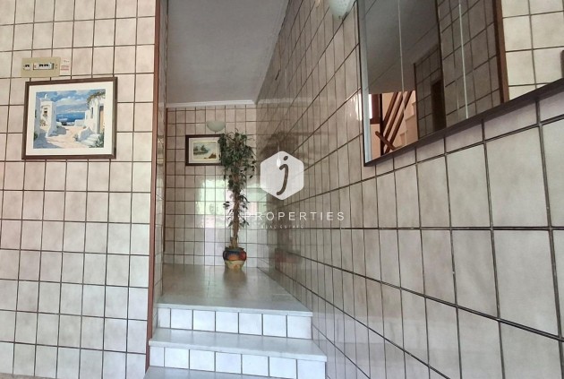 D'occasion - Appartement -
Torrevieja - Centro