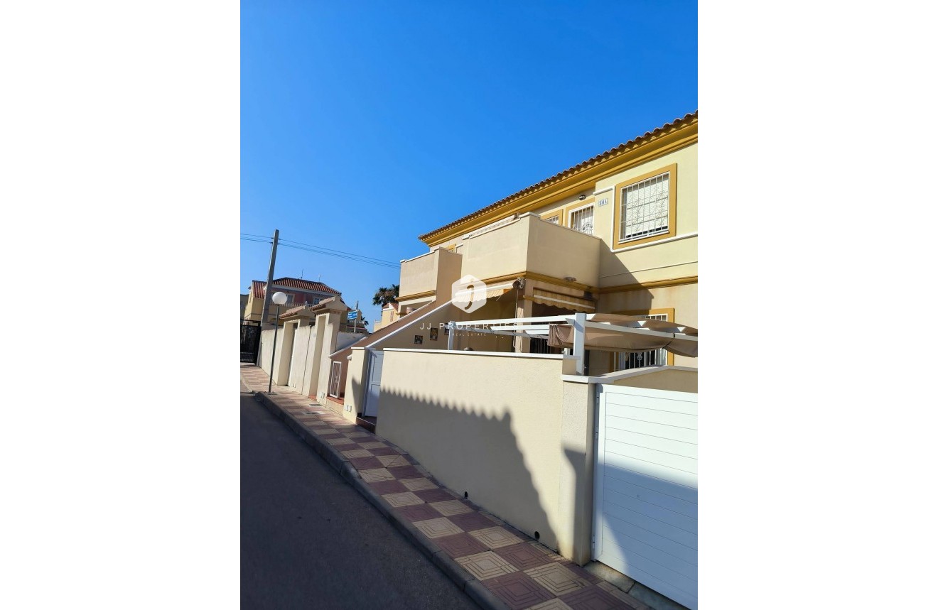 Resale - Bungalow -
Orihuela Costa - Playa Flamenca
