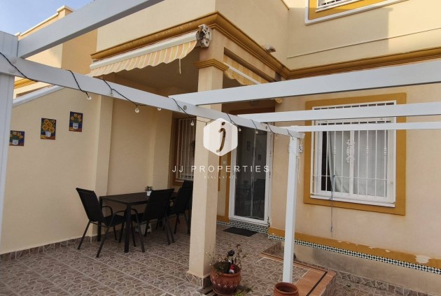 Resale - Bungalow -
Orihuela Costa - Playa Flamenca