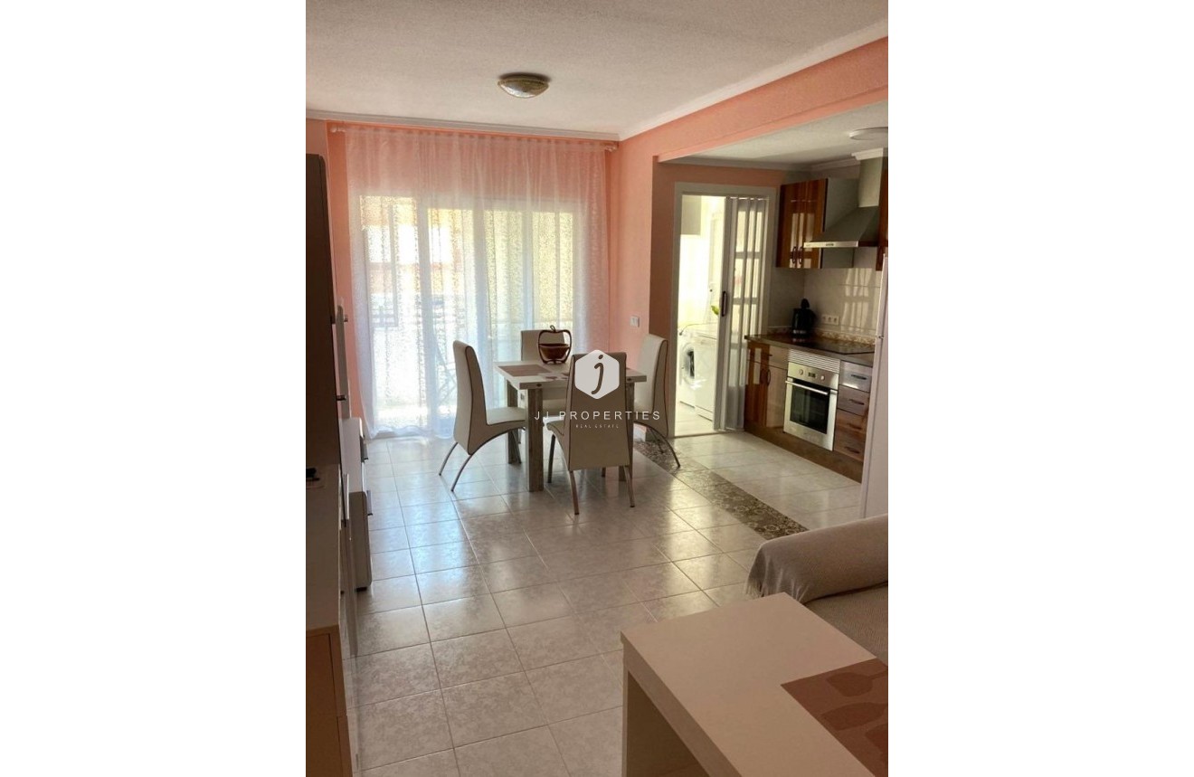 D'occasion - Appartement -
Torrevieja - El molino