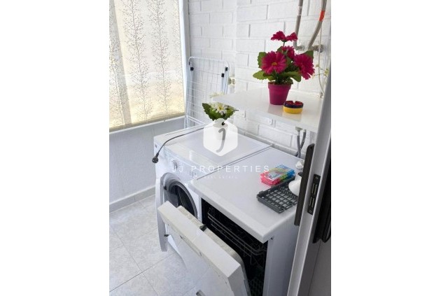 D'occasion - Appartement -
Torrevieja - El molino