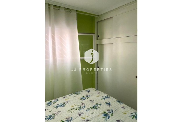 D'occasion - Appartement -
Torrevieja - El molino