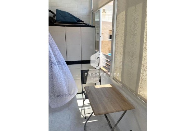 D'occasion - Appartement -
Torrevieja - El molino