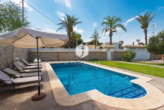 Resale - Villa -
Orihuela Costa - Costa Blanca
