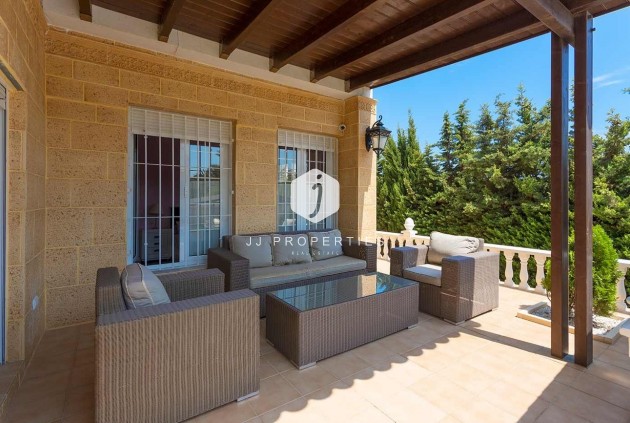 Resale - Villa -
Orihuela Costa - Costa Blanca