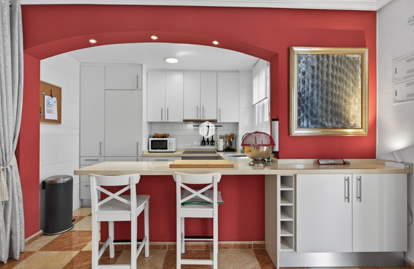 Resale - Villa -
Orihuela Costa - Costa Blanca