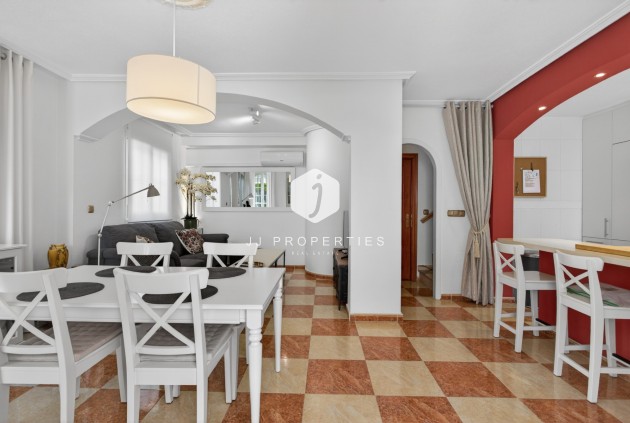 Resale - Villa -
Orihuela Costa - Costa Blanca