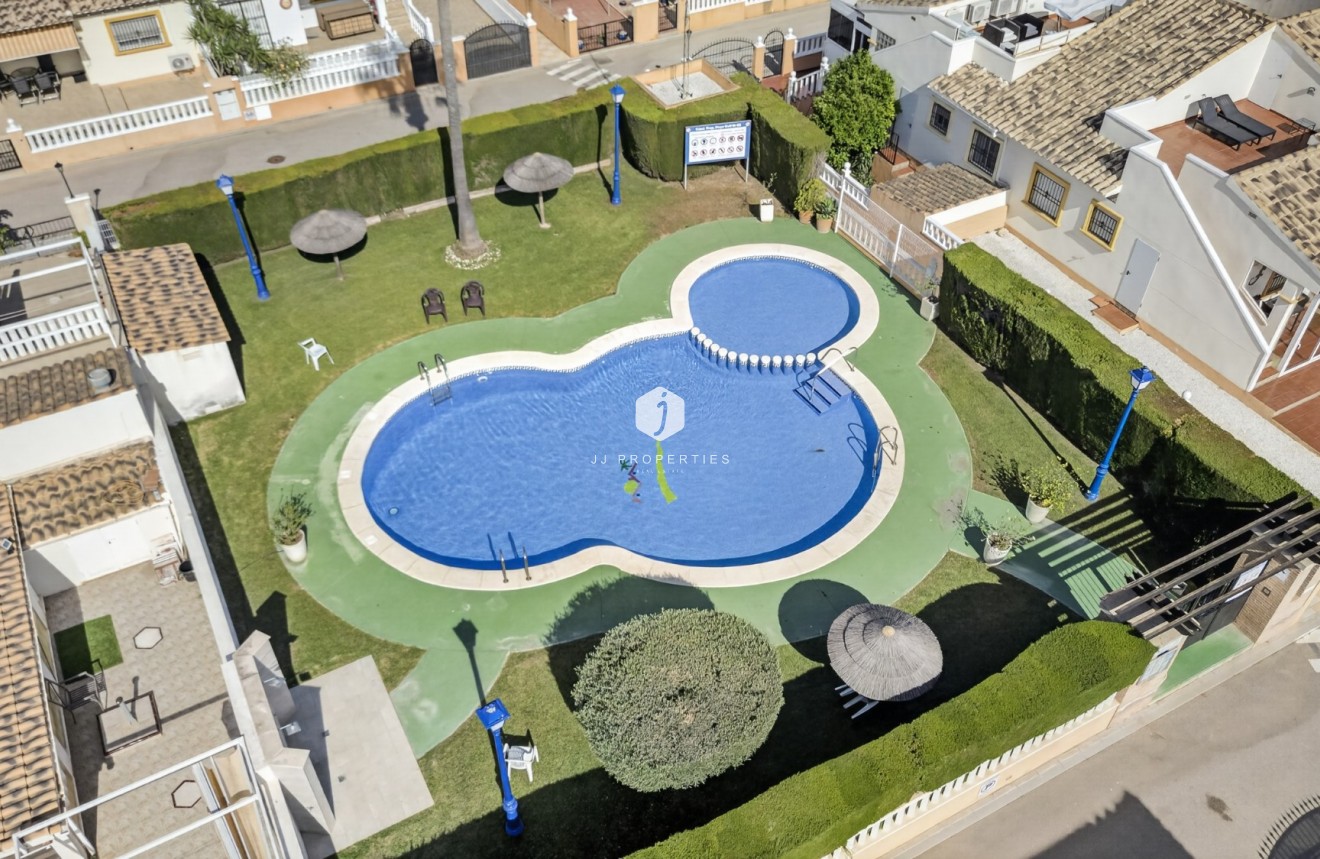 Resale - Villa -
Orihuela Costa - Costa Blanca