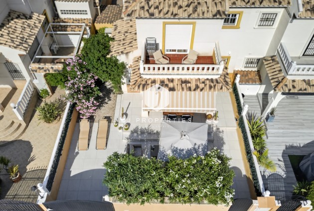 Resale - Villa -
Orihuela Costa - Costa Blanca