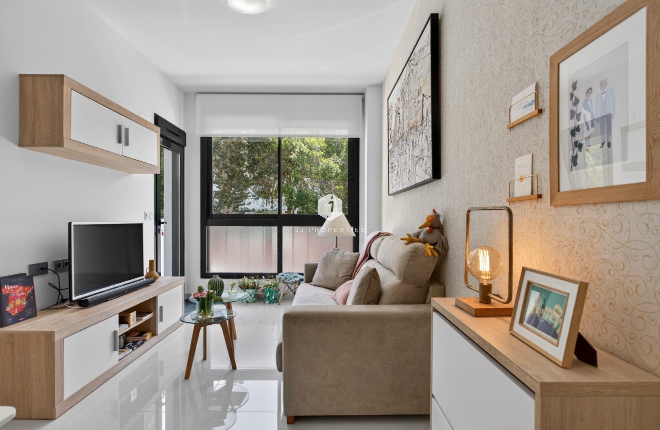 Segunda mano - Apartamento / piso -
Torrevieja - Costa Blanca