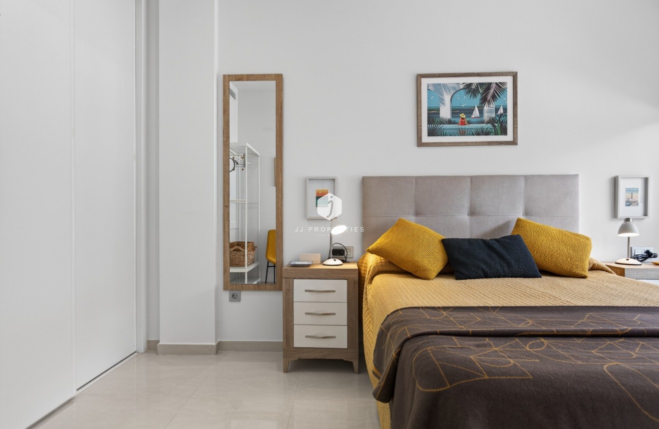 Segunda mano - Apartamento / piso -
Torrevieja - Costa Blanca