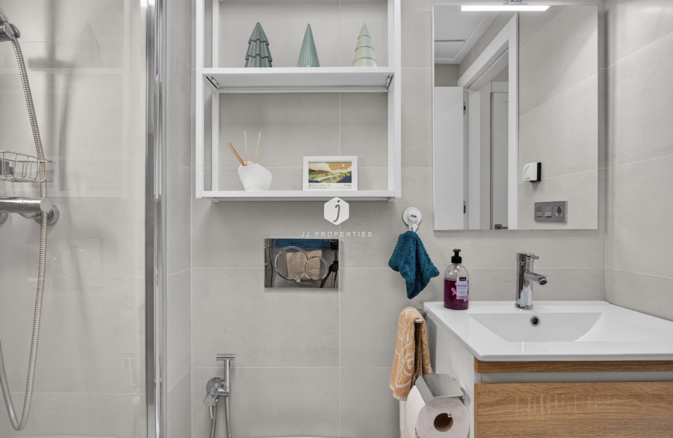 Segunda mano - Apartamento / piso -
Torrevieja - Costa Blanca
