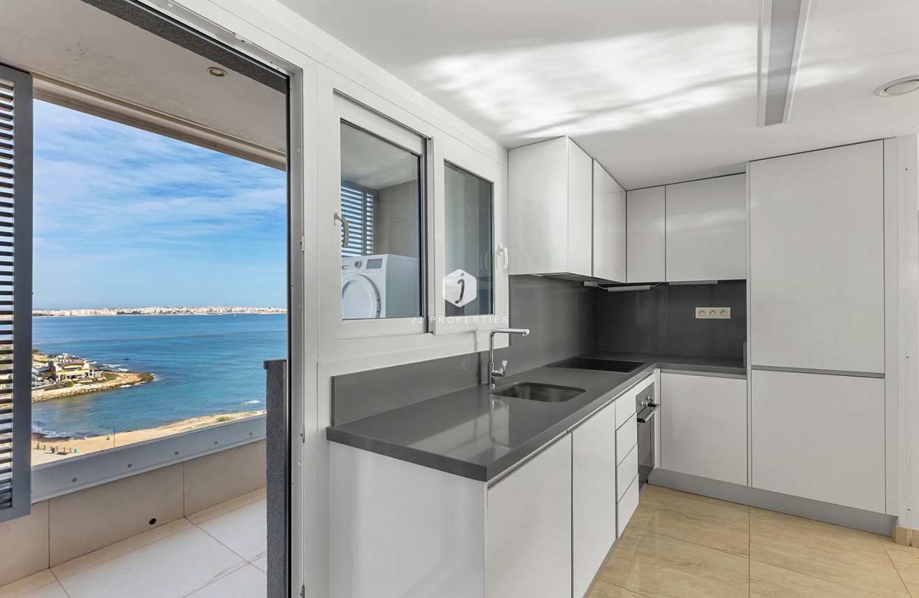 Resale - Penthouse -
Torrevieja - Costa Blanca