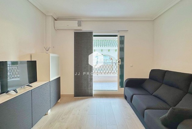 Resale - Apartment / flat -
Torrevieja - Costa Blanca