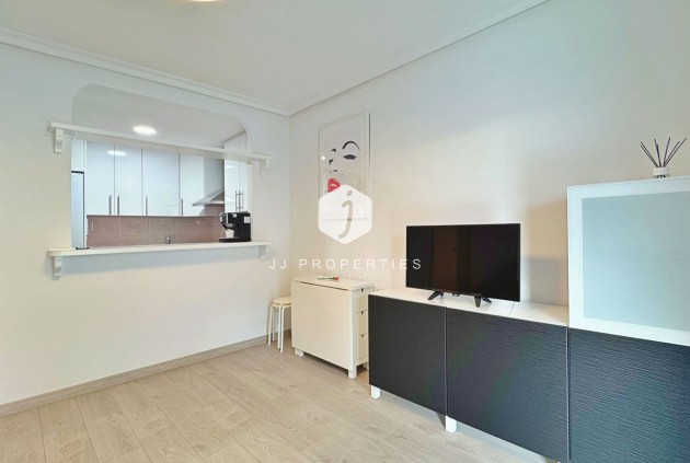 Resale - Apartment / flat -
Torrevieja - Costa Blanca