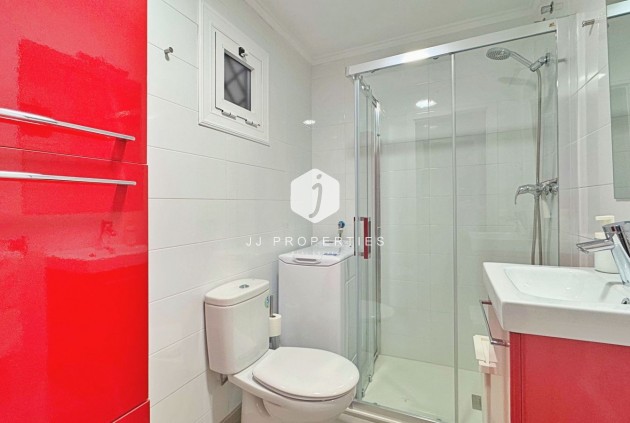 Resale - Apartment / flat -
Torrevieja - Costa Blanca