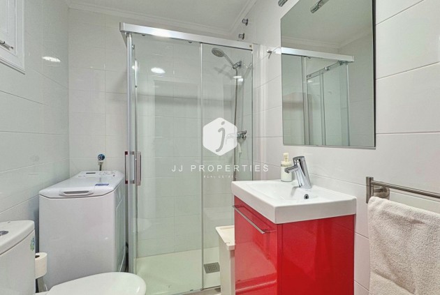 Resale - Apartment / flat -
Torrevieja - Costa Blanca
