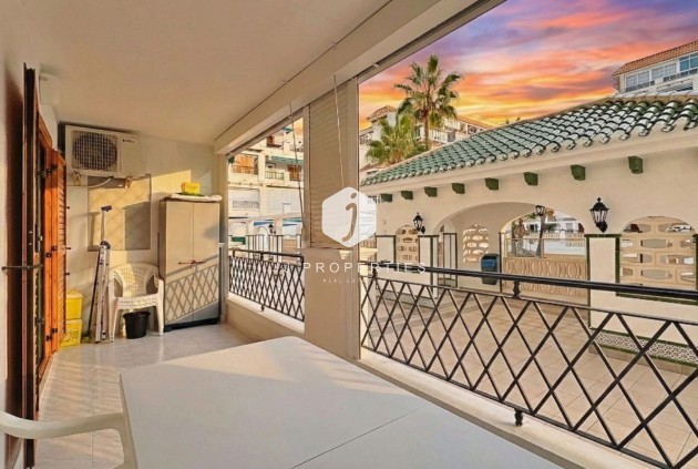 Resale - Apartment / flat -
Torrevieja - Costa Blanca