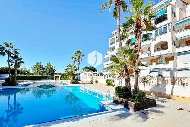 Resale - Apartment / flat -
Torrevieja - Costa Blanca