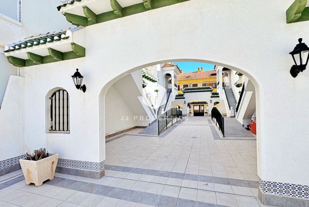 Resale - Apartment / flat -
Torrevieja - Costa Blanca