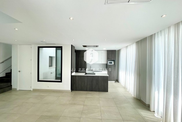 Resale - Villa -
Benijofar - Costa Blanca