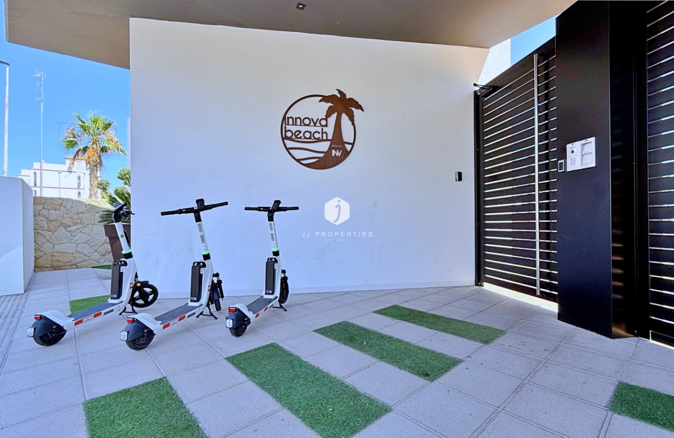 Resale - Penthouse -
Orihuela Costa - Costa Blanca