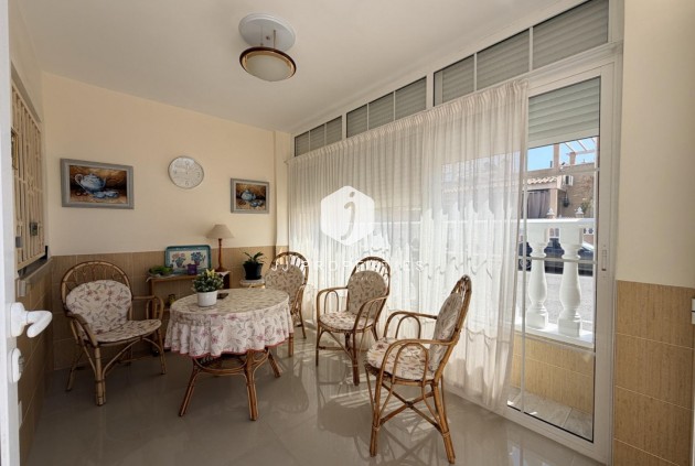 Resale - Chalet -
Torrevieja - Costa Blanca