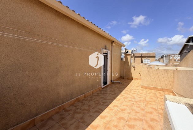 Resale - Chalet -
Torrevieja - Costa Blanca