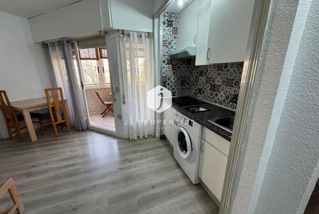 Resale - Apartment / flat -
Torrevieja - Costa Blanca