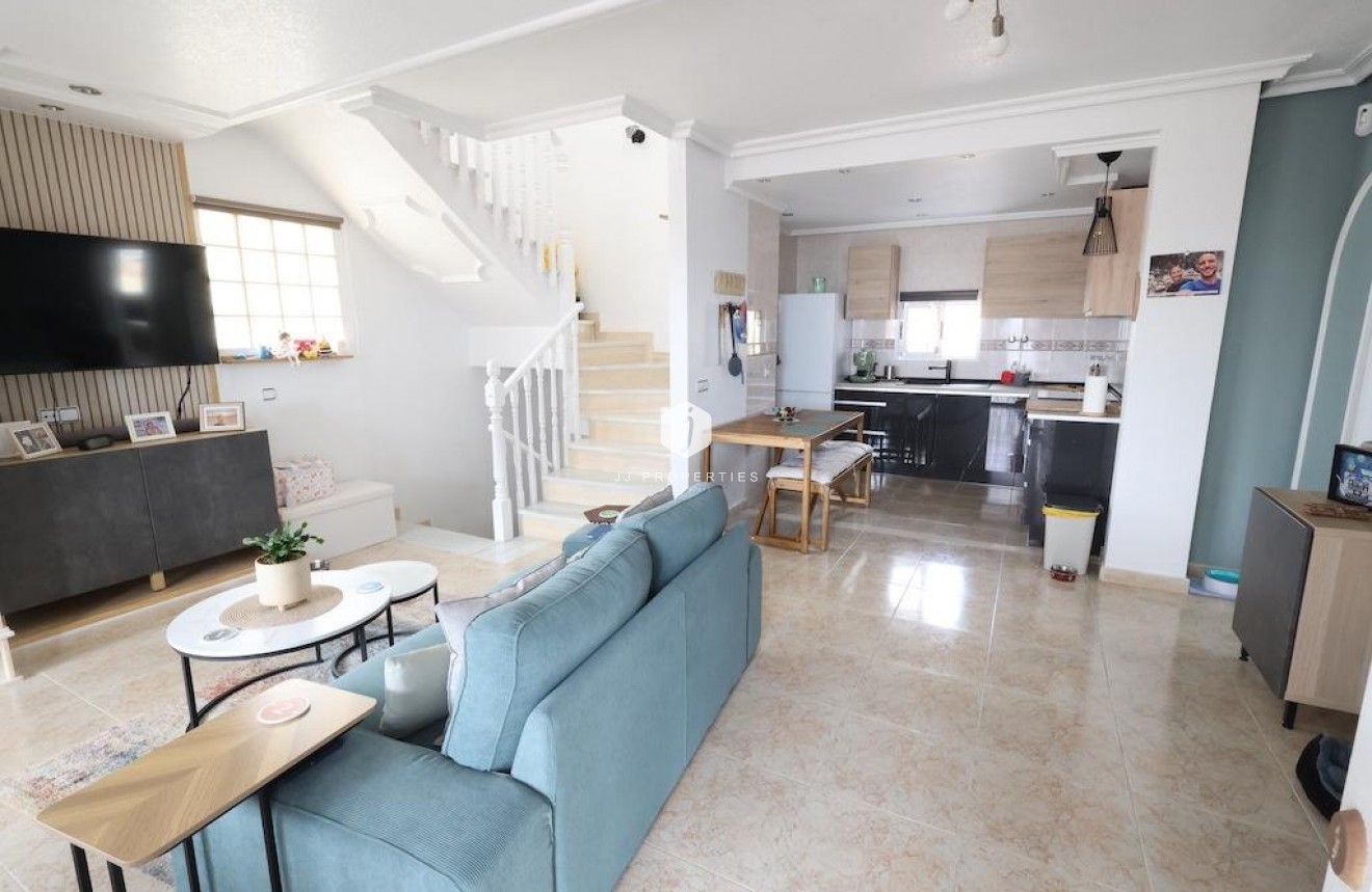 Resale - Villa -
San Miguel de Salinas - Inland