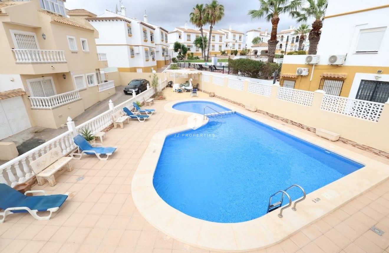 Resale - Villa -
San Miguel de Salinas - Inland