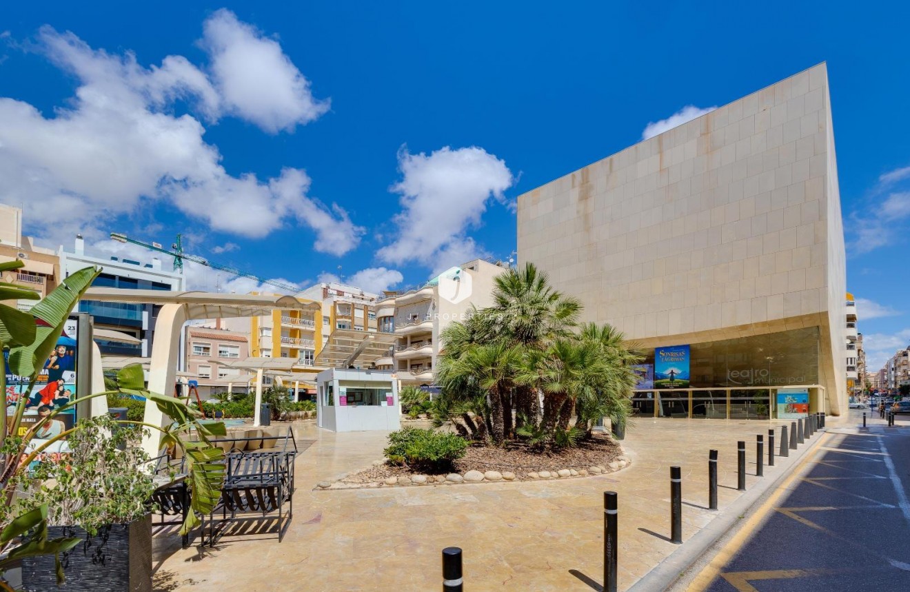 Tweedehands - Penthouse -
Torrevieja