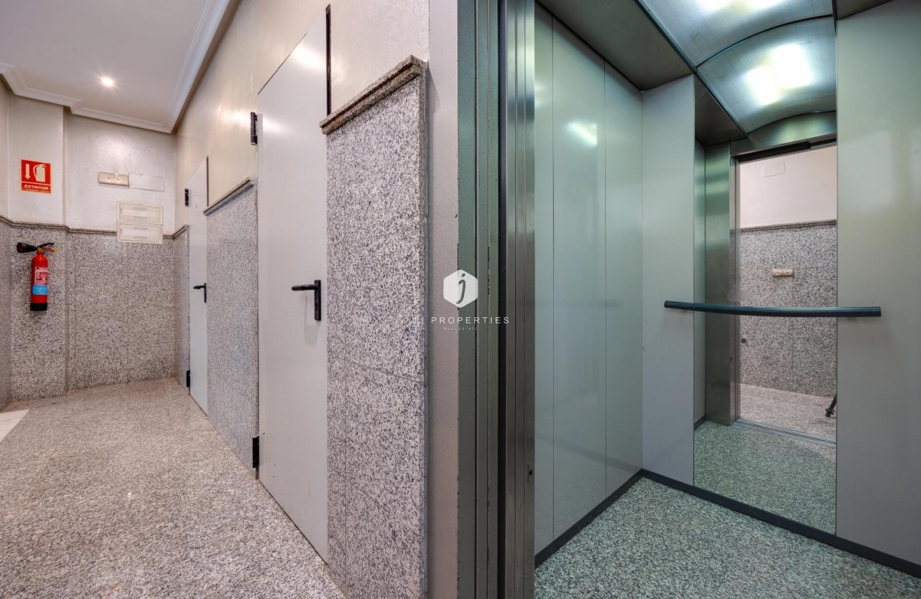 Tweedehands - Penthouse -
Torrevieja
