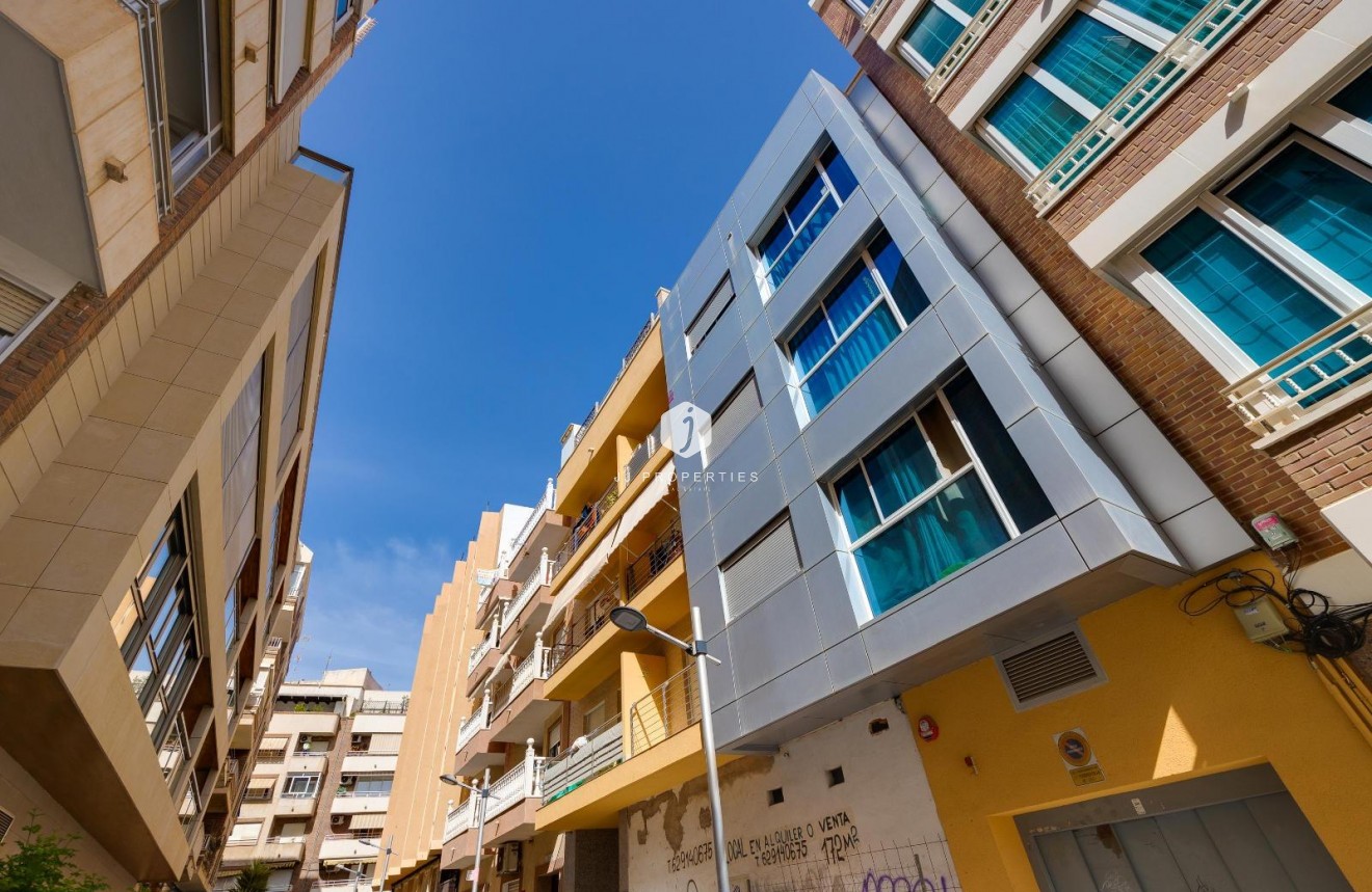 Tweedehands - Penthouse -
Torrevieja