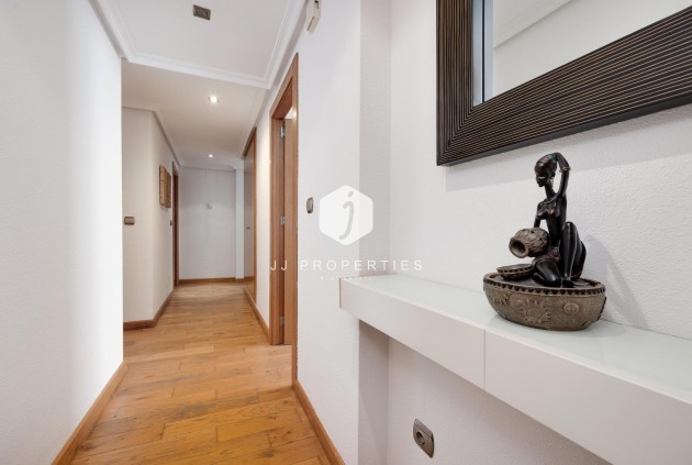 Tweedehands - Penthouse -
Torrevieja