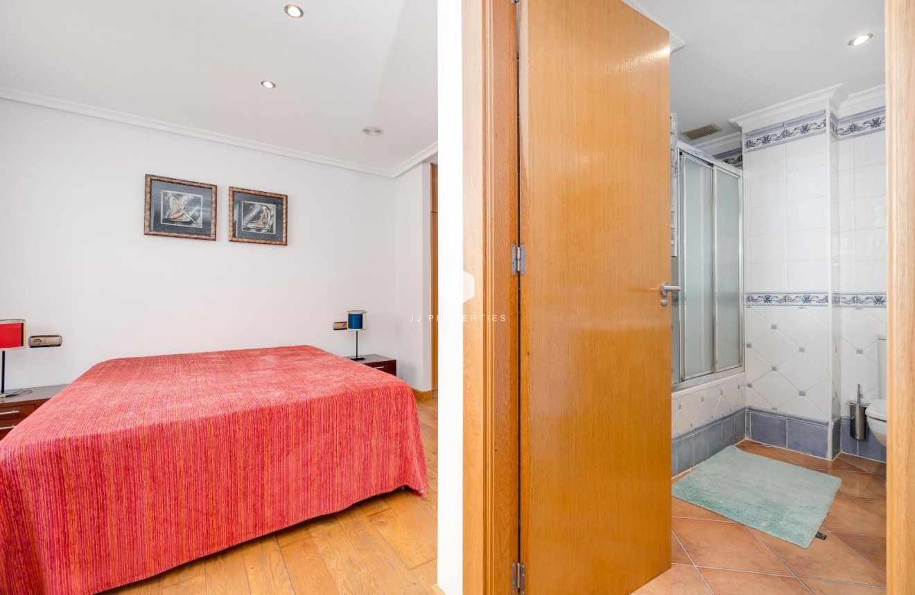 Tweedehands - Penthouse -
Torrevieja