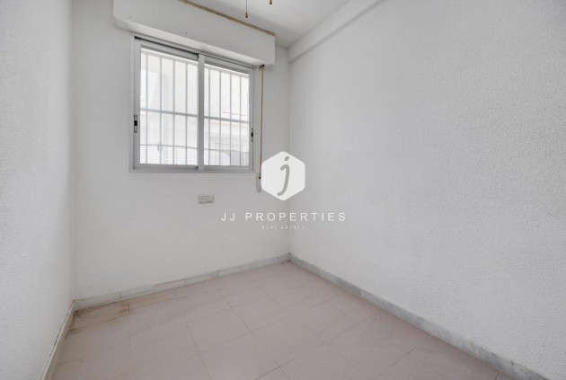 Aus zweiter Hand - Wohnung -
Torrevieja - La Mata Pueblo