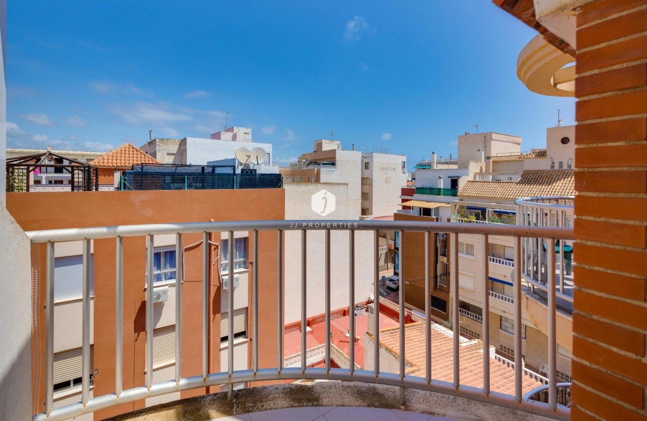 Aus zweiter Hand - Wohnung -
Torrevieja - La Mata Pueblo
