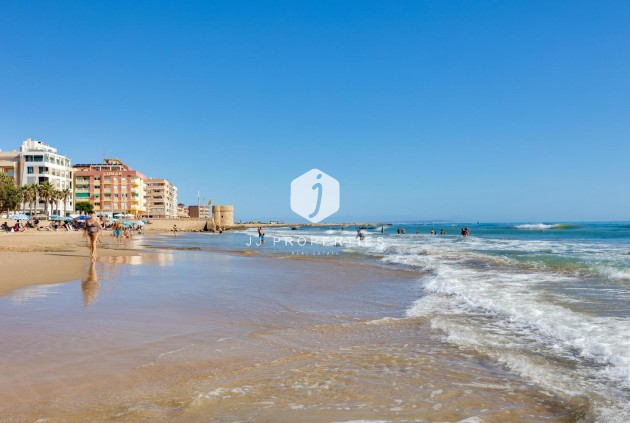Aus zweiter Hand - Wohnung -
Torrevieja - La Mata Pueblo