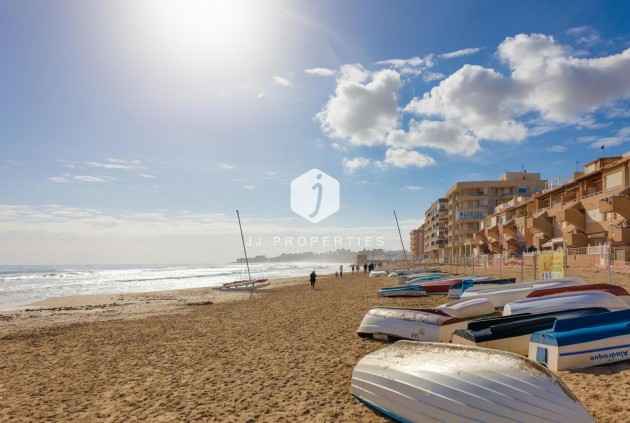 Aus zweiter Hand - Wohnung -
Torrevieja - La Mata Pueblo