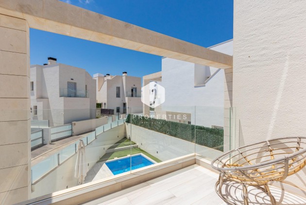 Resale - Villa -
Orihuela Costa - Lomas de Cabo Roig