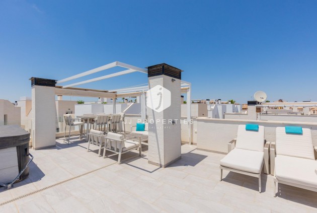 Resale - Villa -
Orihuela Costa - Lomas de Cabo Roig