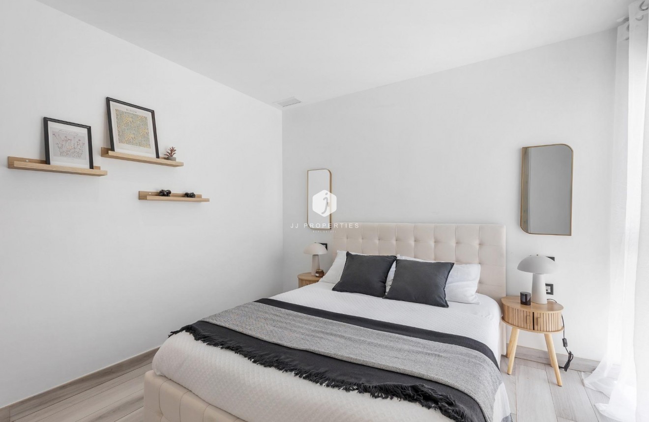 Resale - Villa -
Orihuela Costa - Lomas de Cabo Roig