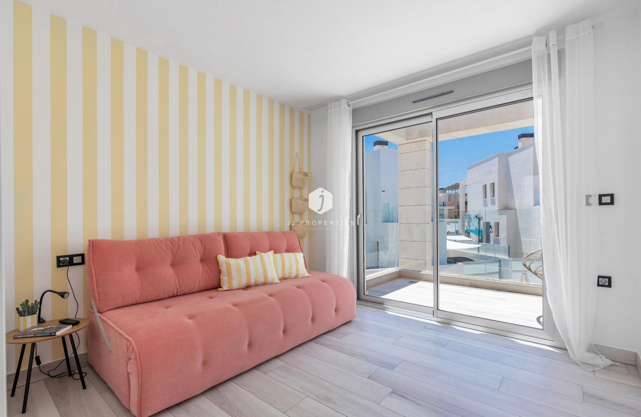 Resale - Villa -
Orihuela Costa - Lomas de Cabo Roig