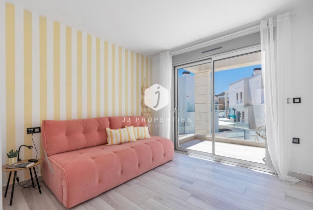 Resale - Villa -
Orihuela Costa - Lomas de Cabo Roig
