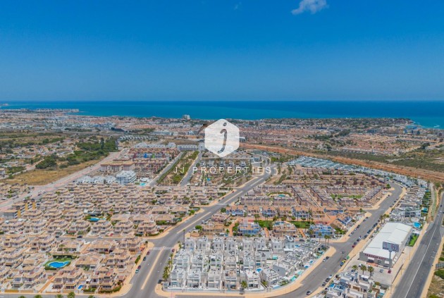 Resale - Villa -
Orihuela Costa - Lomas de Cabo Roig
