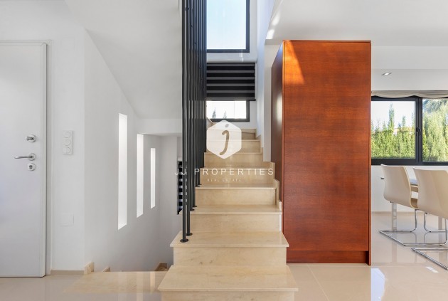 D'occasion - Villa -
Orihuela Costa - Costa Blanca