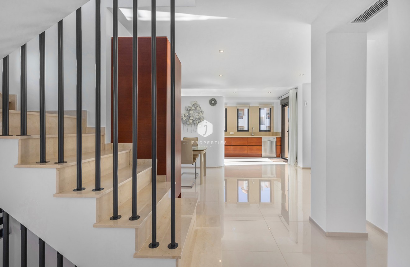 D'occasion - Villa -
Orihuela Costa - Costa Blanca